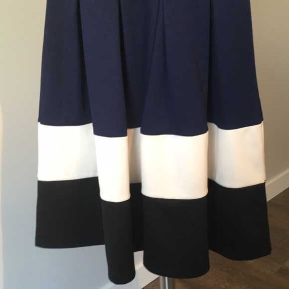 Formal Summer Dress - Picture 5 of 5